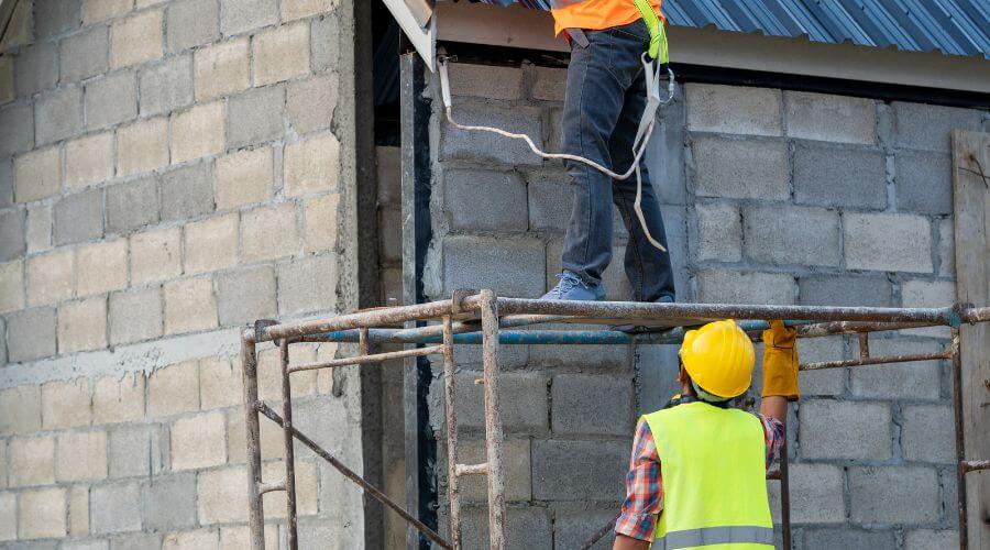 Expert Emergency Roof Repairs services in Collinsville, TX